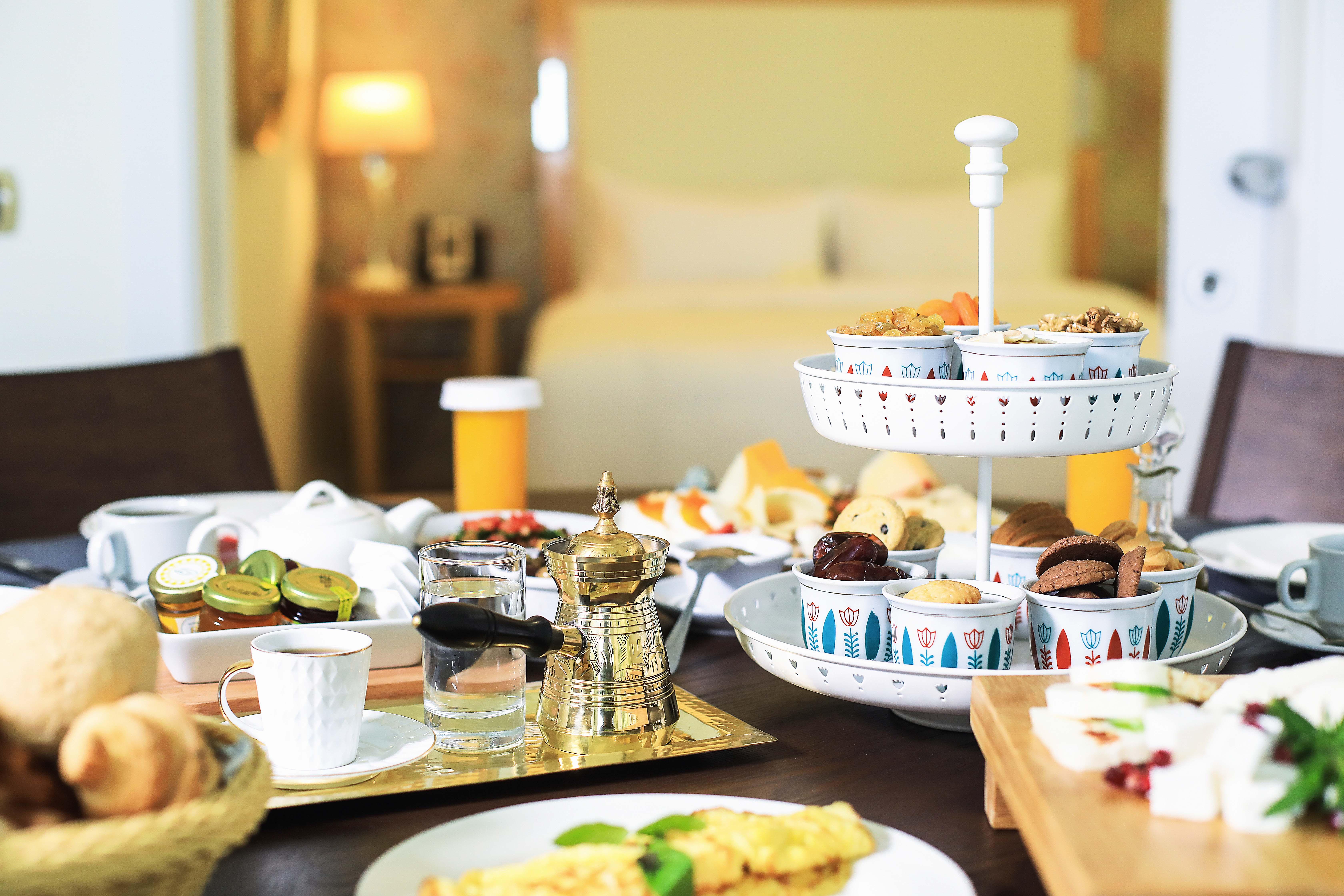 Riviera Hotel And Beach Lounge, Beirut Eksteriør billede